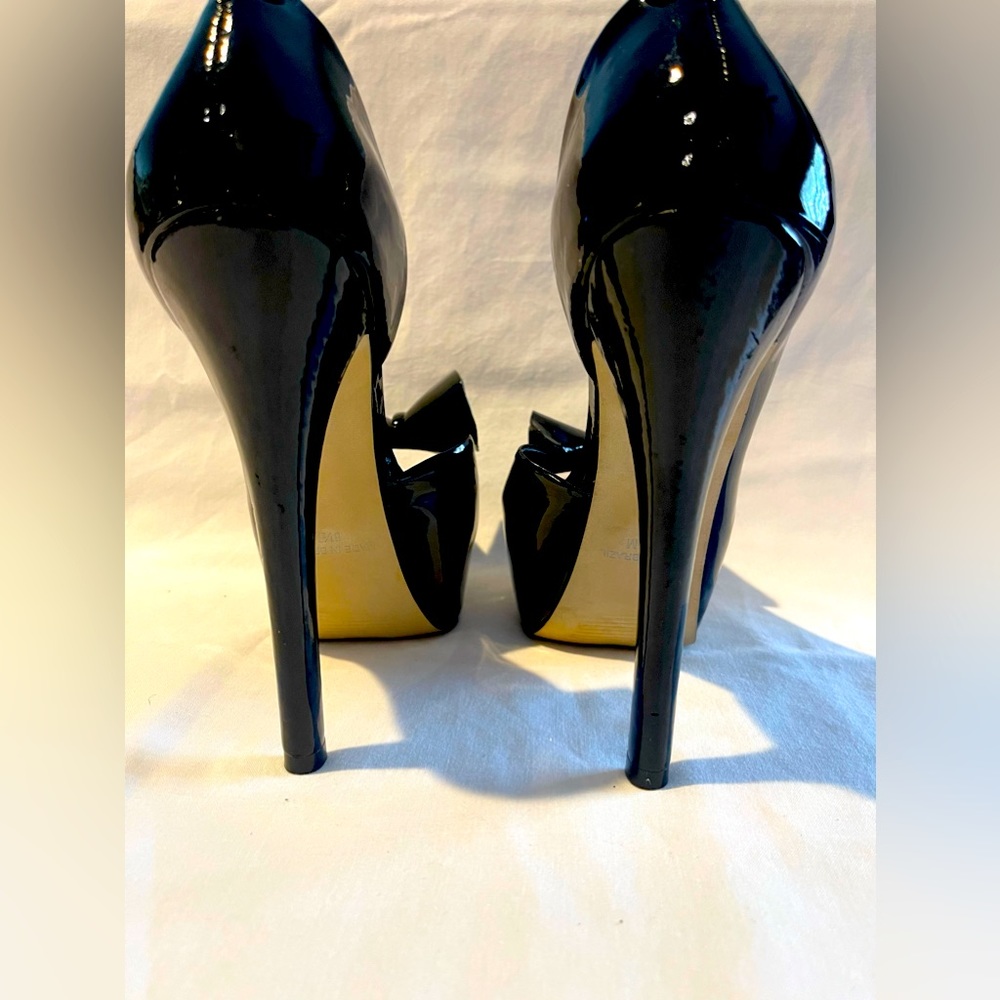 Steve Madden Black Patent Leather Stiletto with Bow